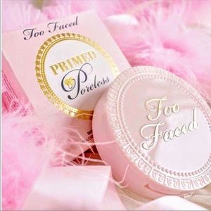 Too Faced | Primed Poreless Pressed Powder